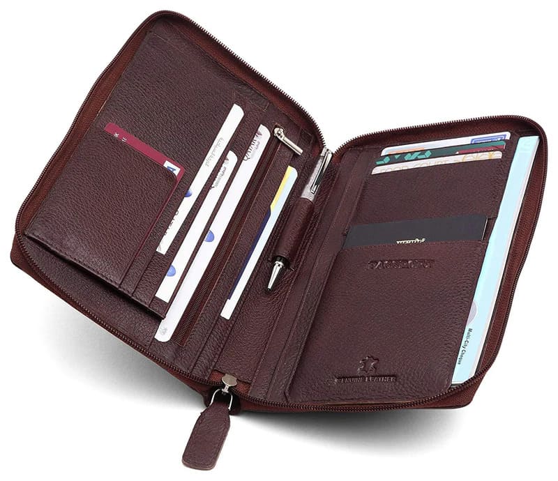 WildHorn Men's Leather Passport Holder